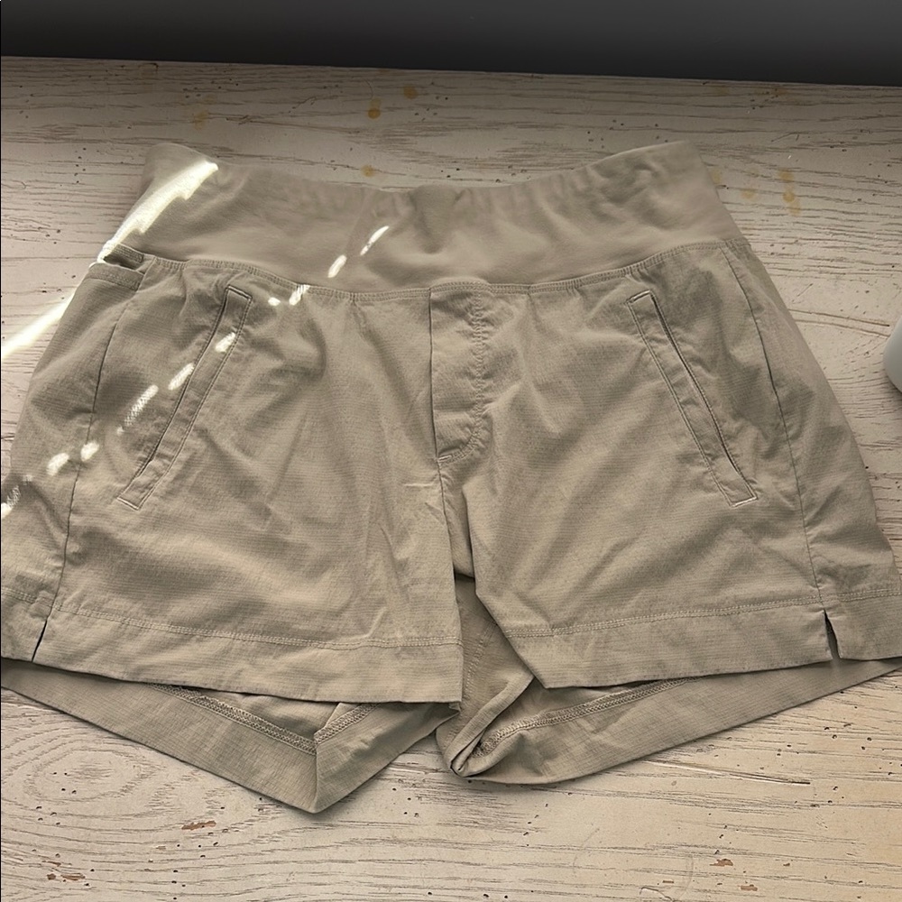 Women’s Tan Shorts